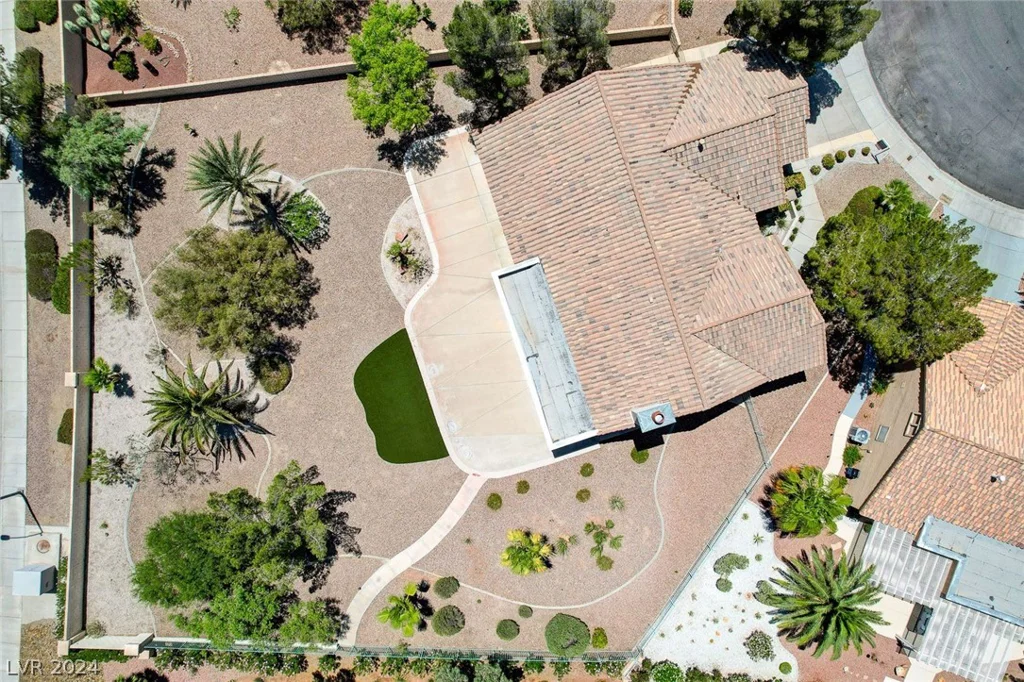 9201 Cactus Wood, Las Vegas, NV 89134