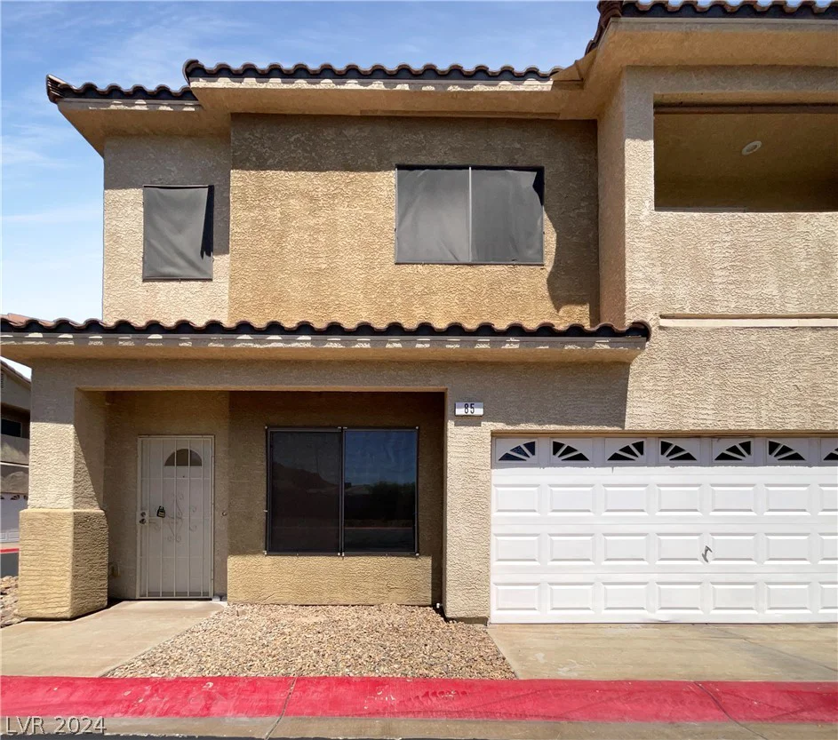 85 Brown Swallow, Henderson, NV 89012