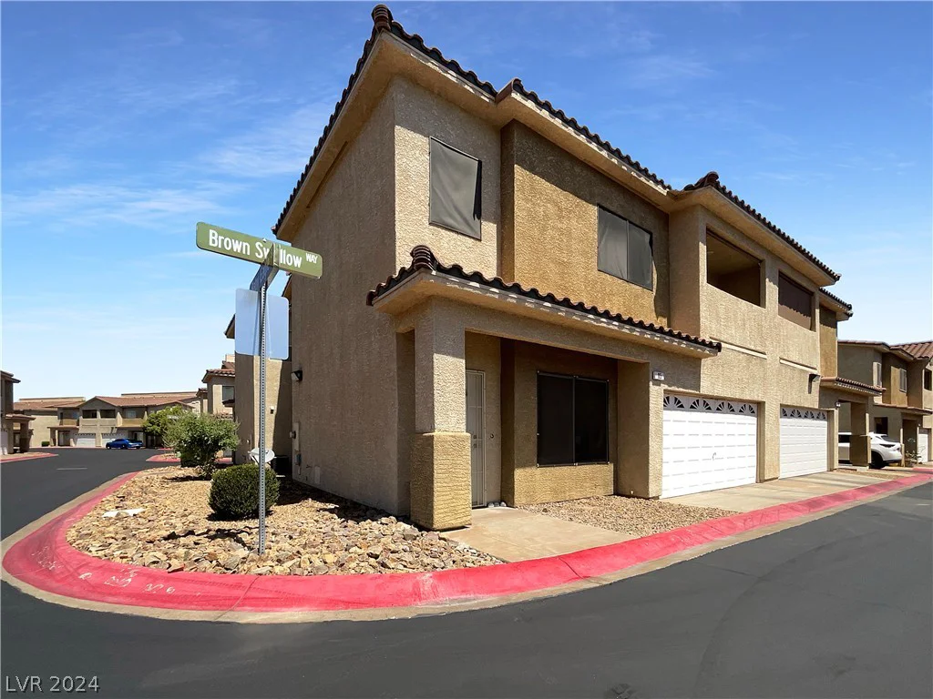 85 Brown Swallow, Henderson, NV 89012