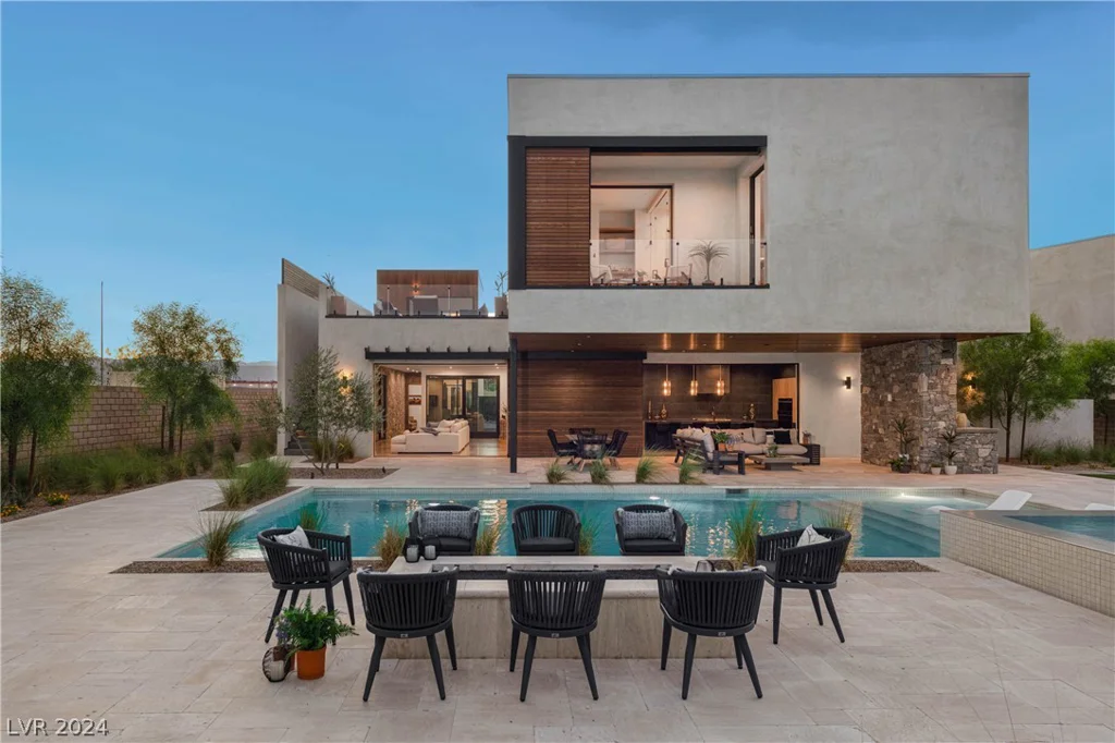 6876 MILOS, Las Vegas, NV 89118