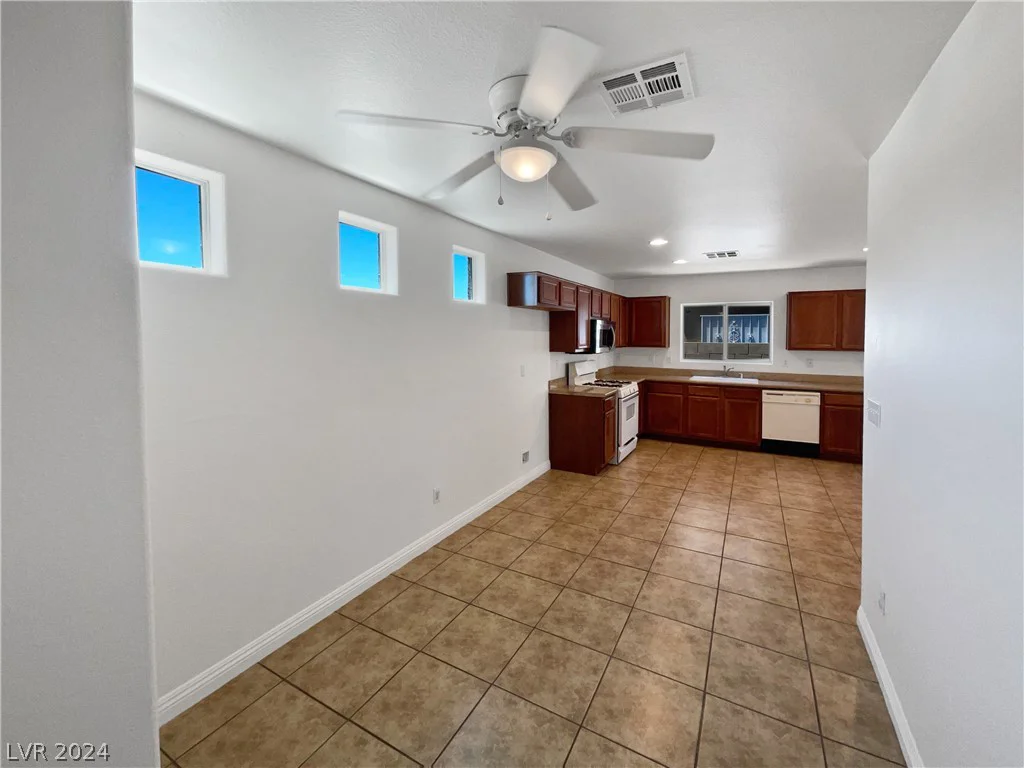 4759 Arroyo Seco, Las Vegas, NV 89115