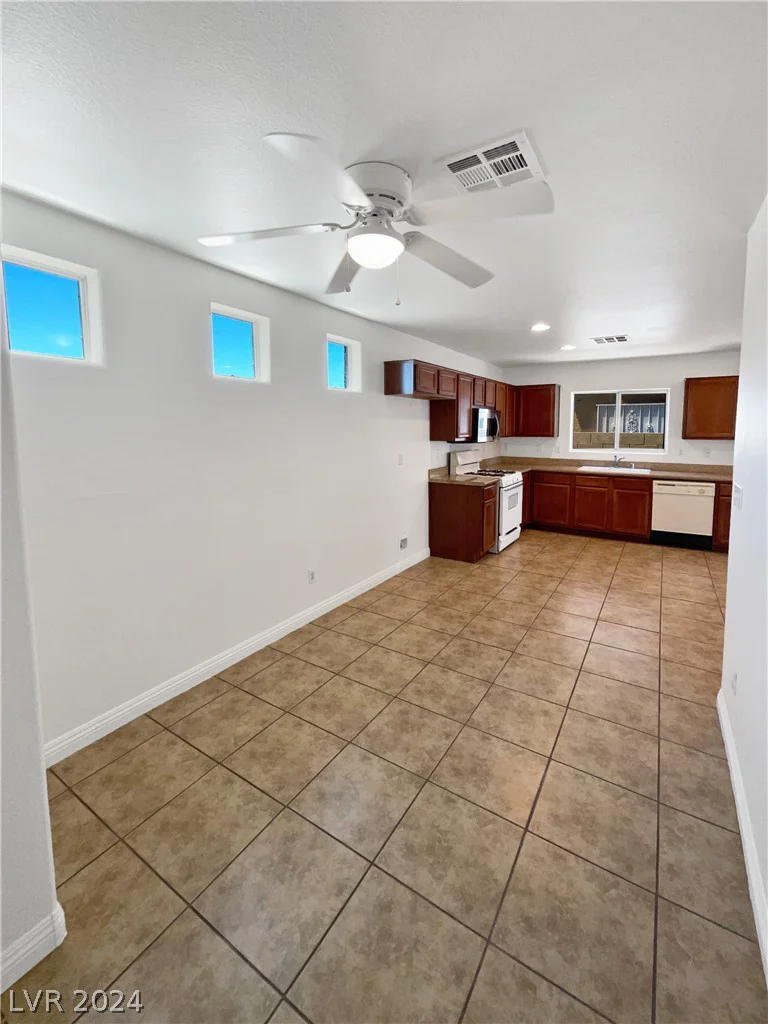 4759 Arroyo Seco, Las Vegas, NV 89115