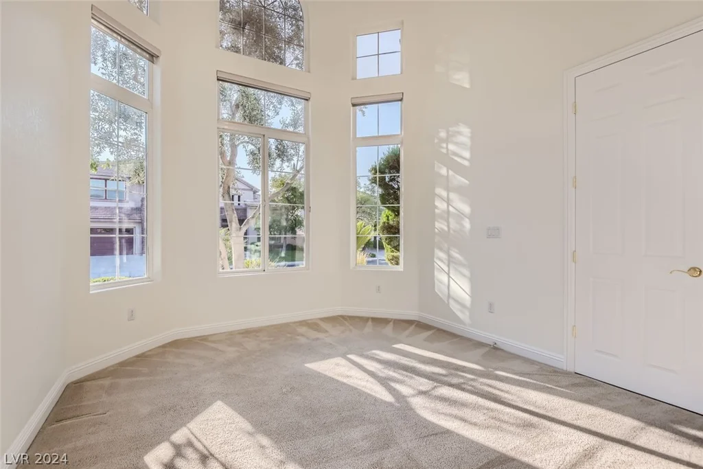 2981 Hammerwood, Las Vegas, NV 89135