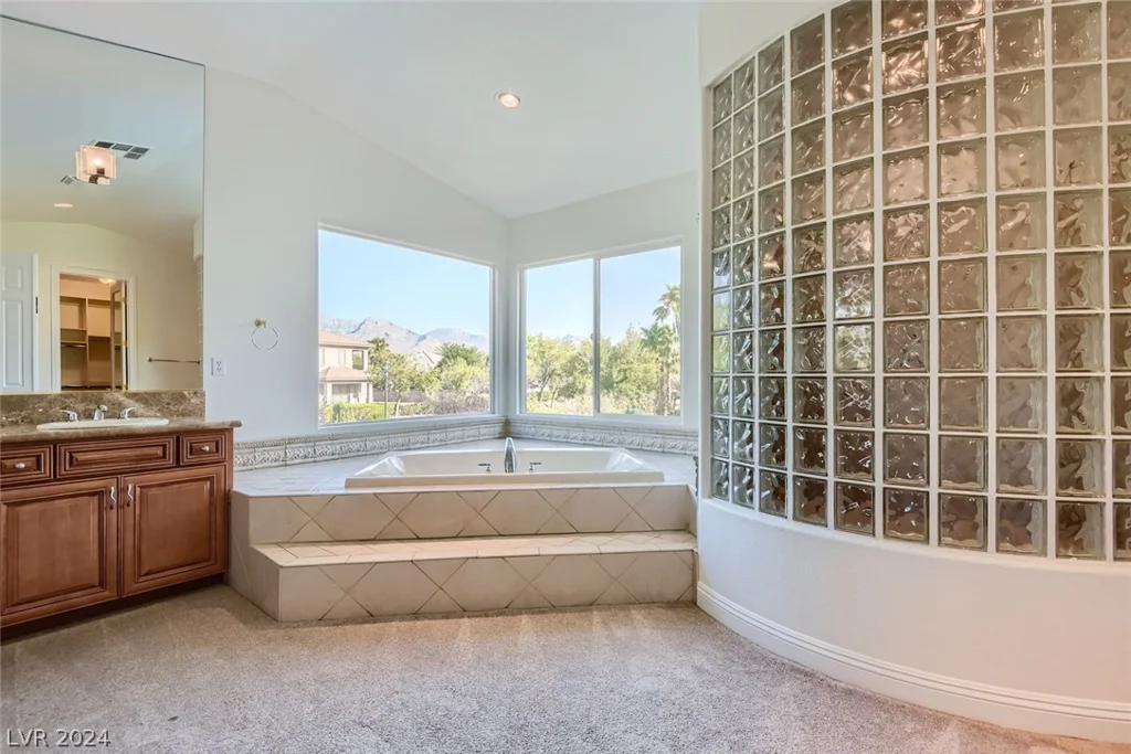 2981 Hammerwood, Las Vegas, NV 89135