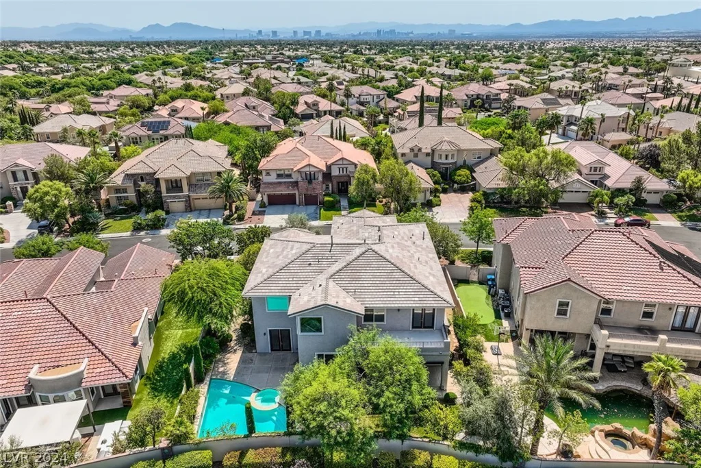 2981 Hammerwood, Las Vegas, NV 89135