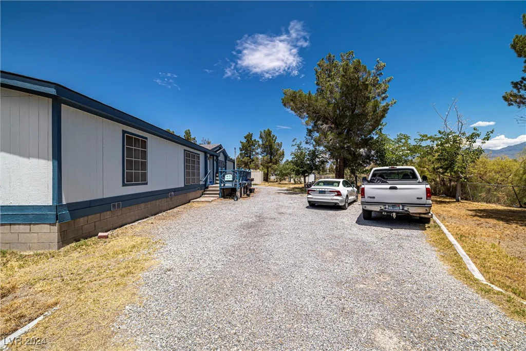 1140 Vondell, Pahrump, NV 89048