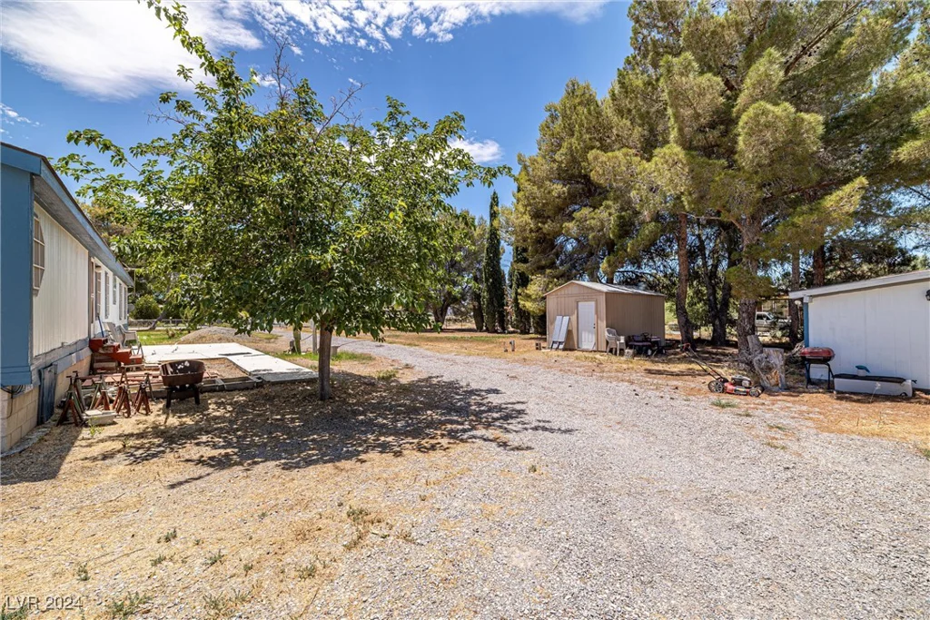 1140 Vondell, Pahrump, NV 89048