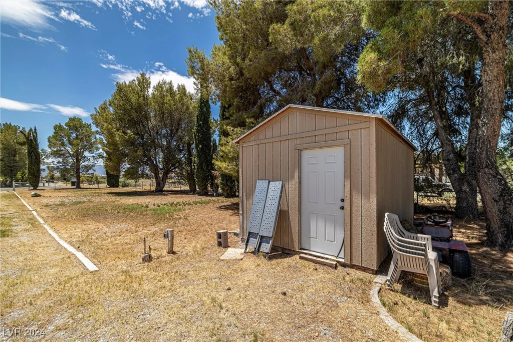 1140 Vondell, Pahrump, NV 89048