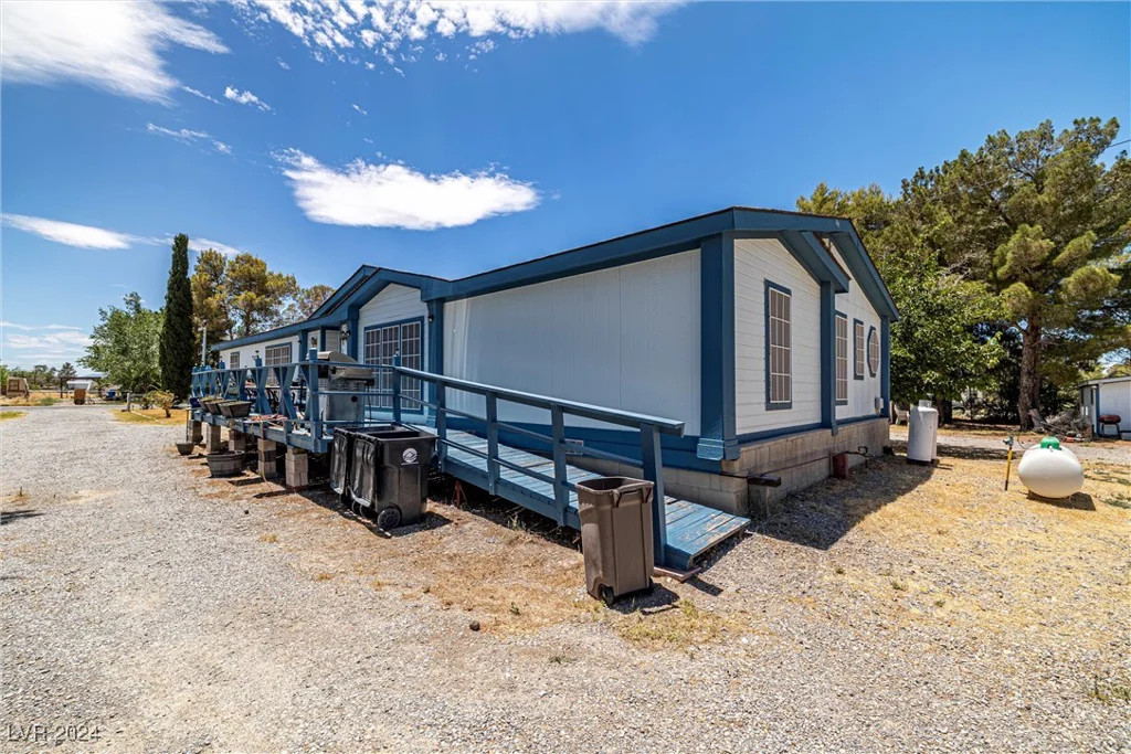 1140 Vondell, Pahrump, NV 89048