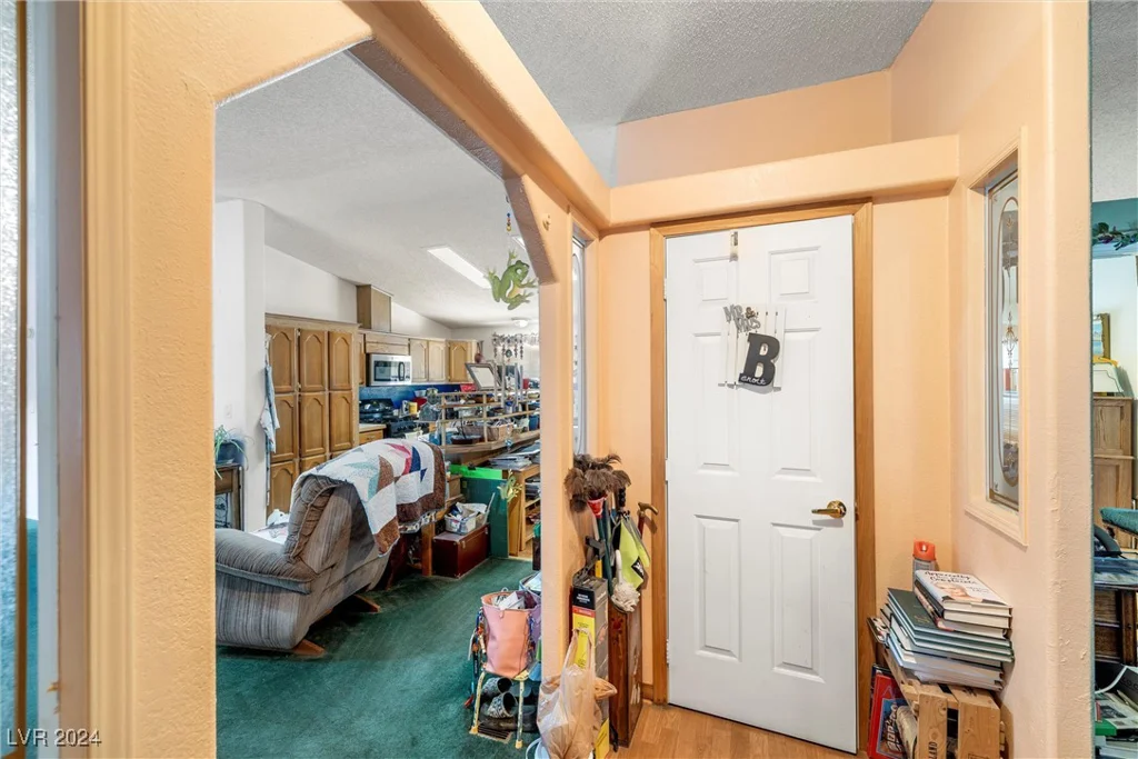 1140 Vondell, Pahrump, NV 89048