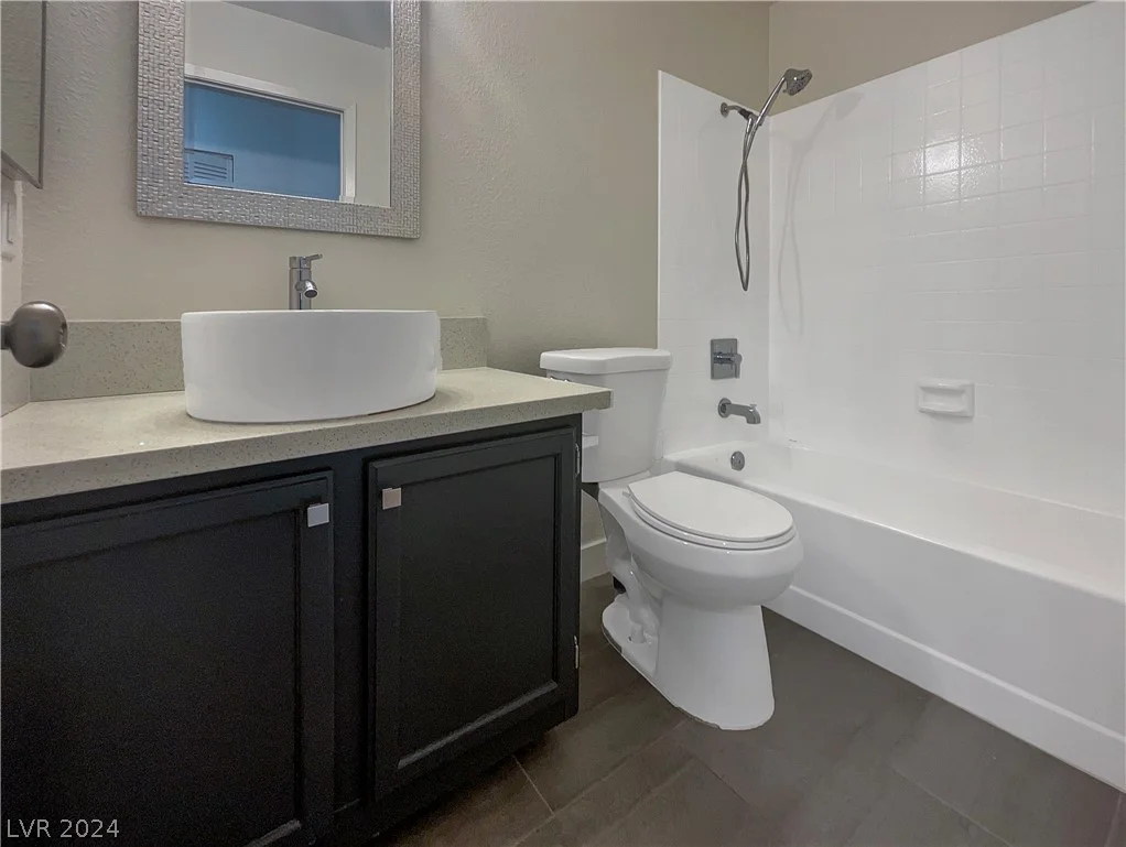 5195 Caliente, Las Vegas, NV 89119