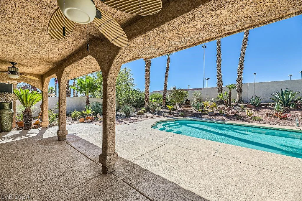 2063 Sapphire Valley, Henderson, NV 89074