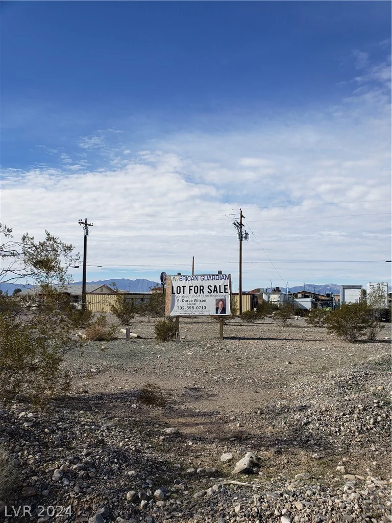 180 Emery, Pahrump, NV 89048