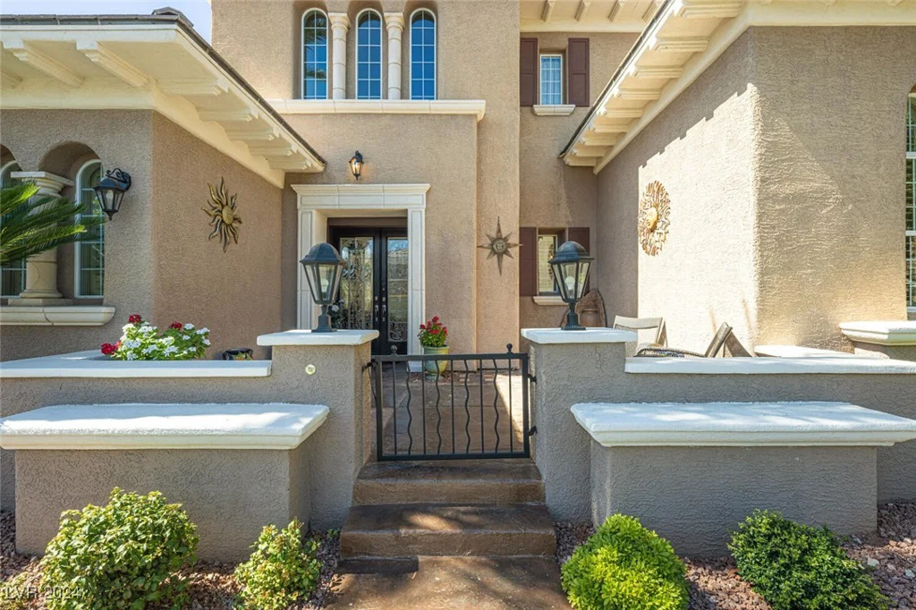 301 Royal Ascot, Las Vegas, NV 89144