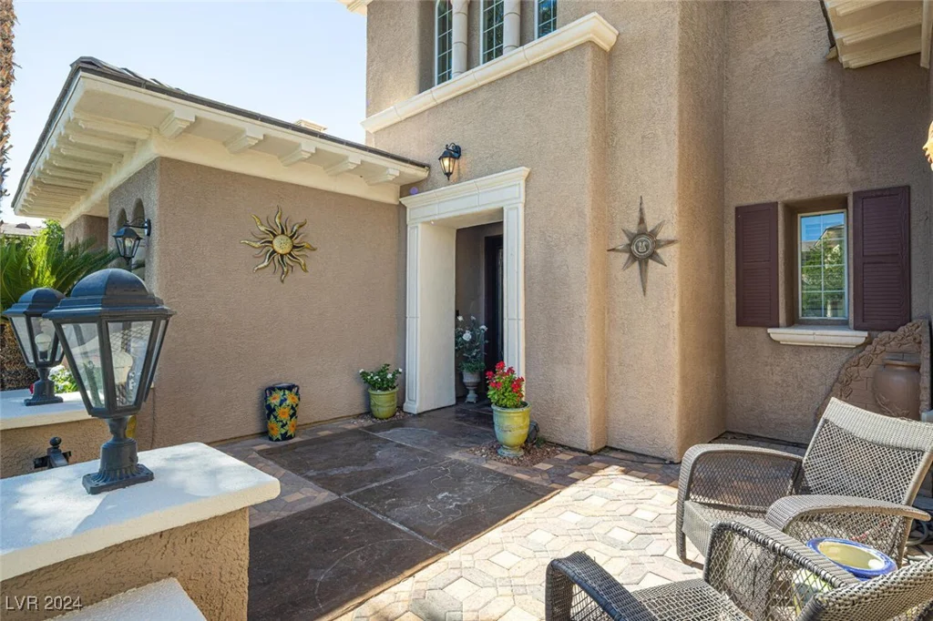 301 Royal Ascot, Las Vegas, NV 89144