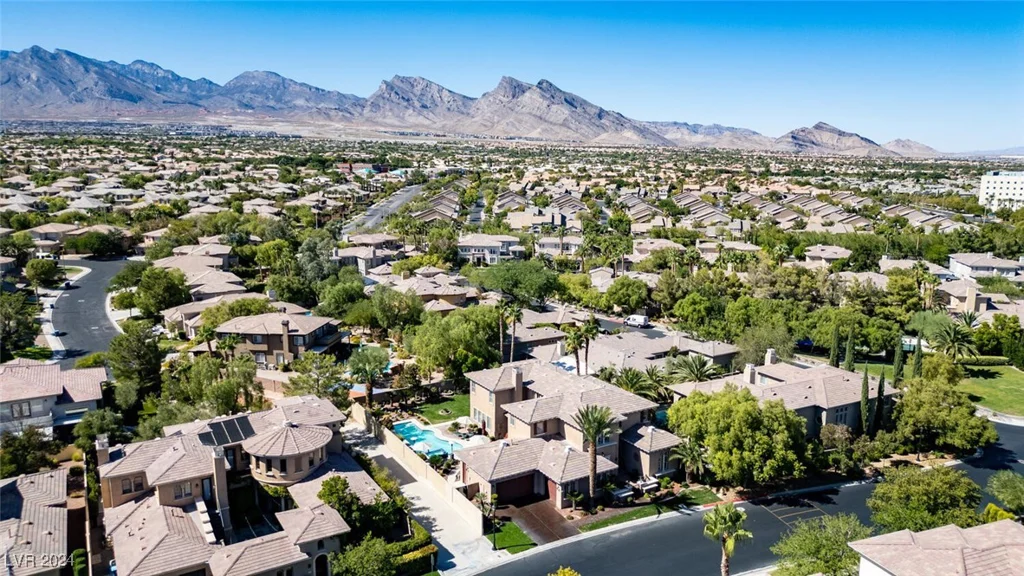 301 Royal Ascot, Las Vegas, NV 89144
