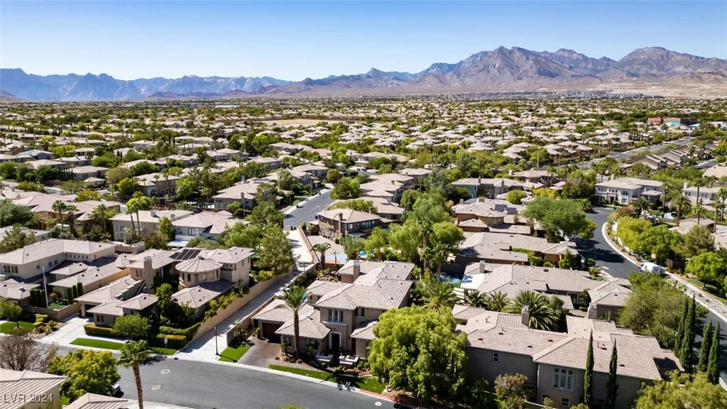 301 Royal Ascot, Las Vegas, NV 89144