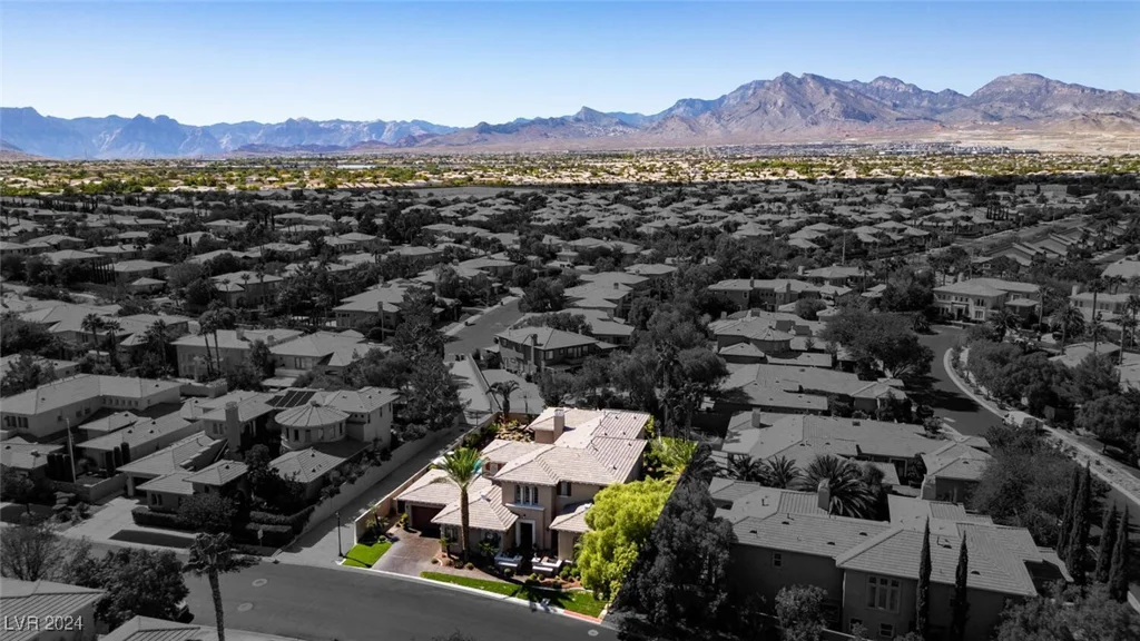301 Royal Ascot, Las Vegas, NV 89144