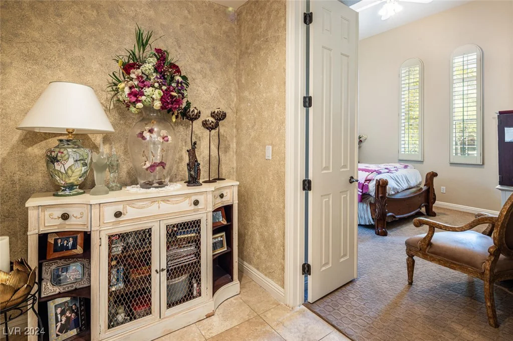 301 Royal Ascot, Las Vegas, NV 89144
