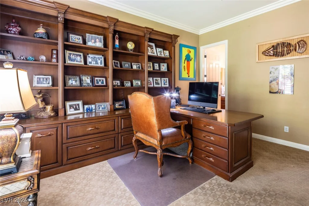 301 Royal Ascot, Las Vegas, NV 89144