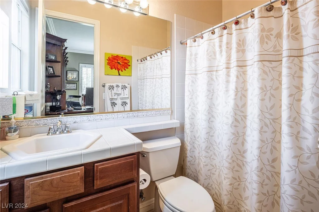 301 Royal Ascot, Las Vegas, NV 89144