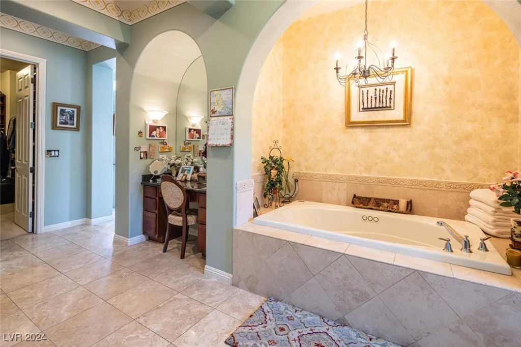 301 Royal Ascot, Las Vegas, NV 89144