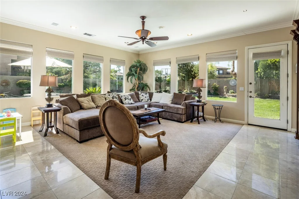 301 Royal Ascot, Las Vegas, NV 89144