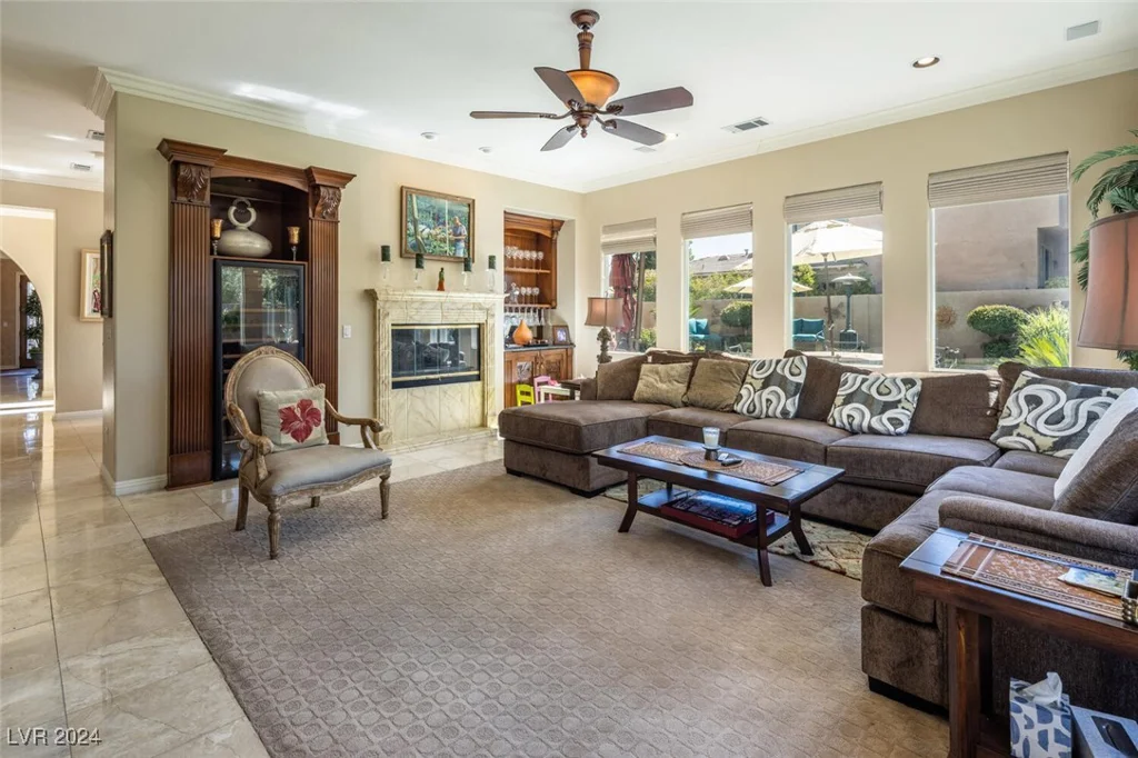 301 Royal Ascot, Las Vegas, NV 89144