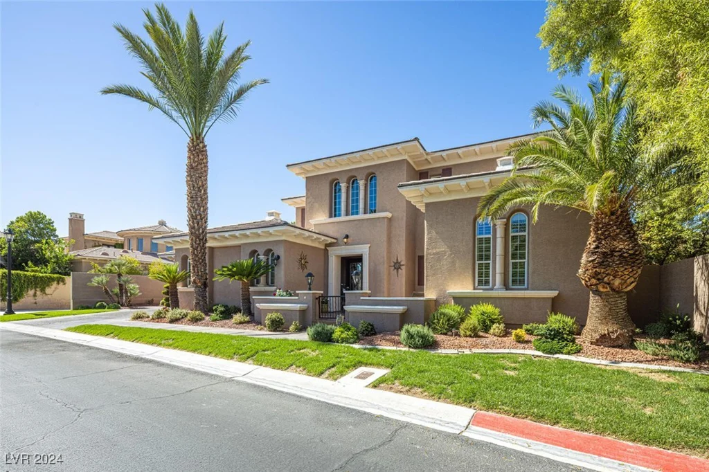301 Royal Ascot, Las Vegas, NV 89144