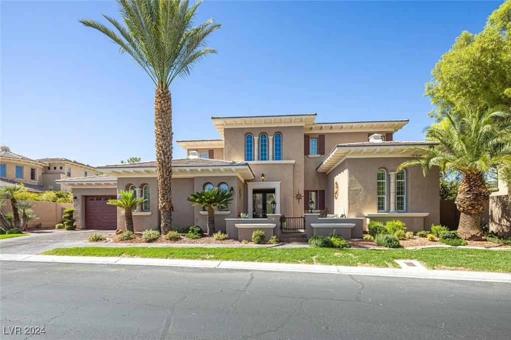 301 Royal Ascot, Las Vegas, NV 89144