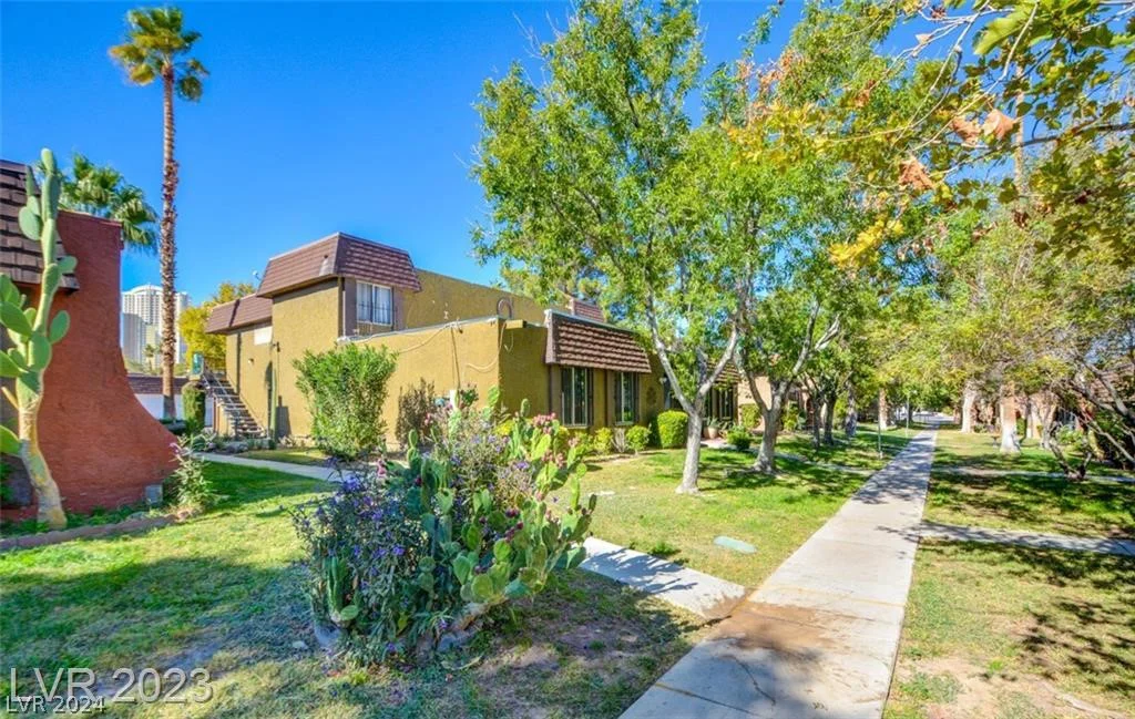 4626 Grand, Las Vegas, NV 89169