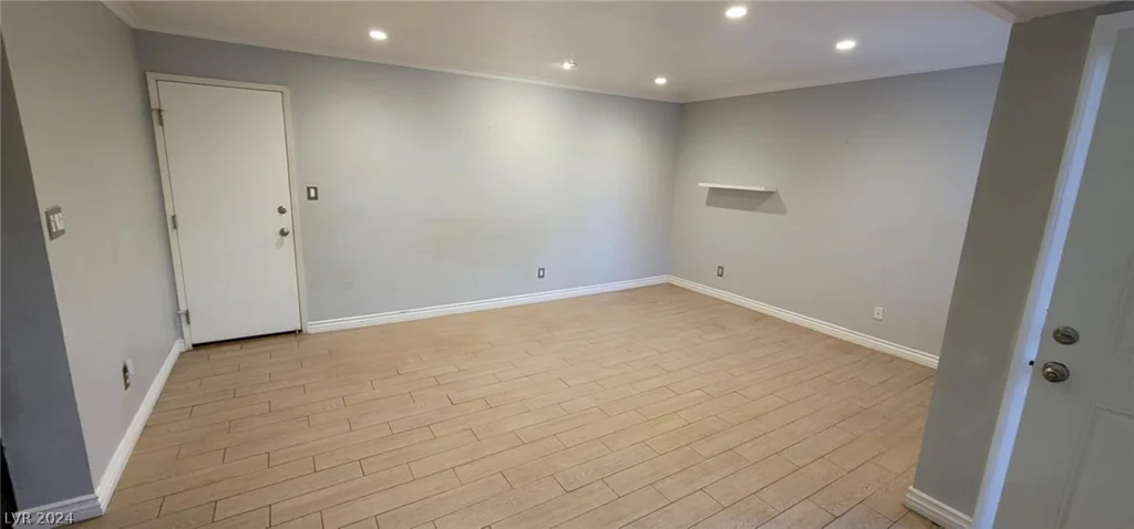 4626 Grand, Las Vegas, NV 89169