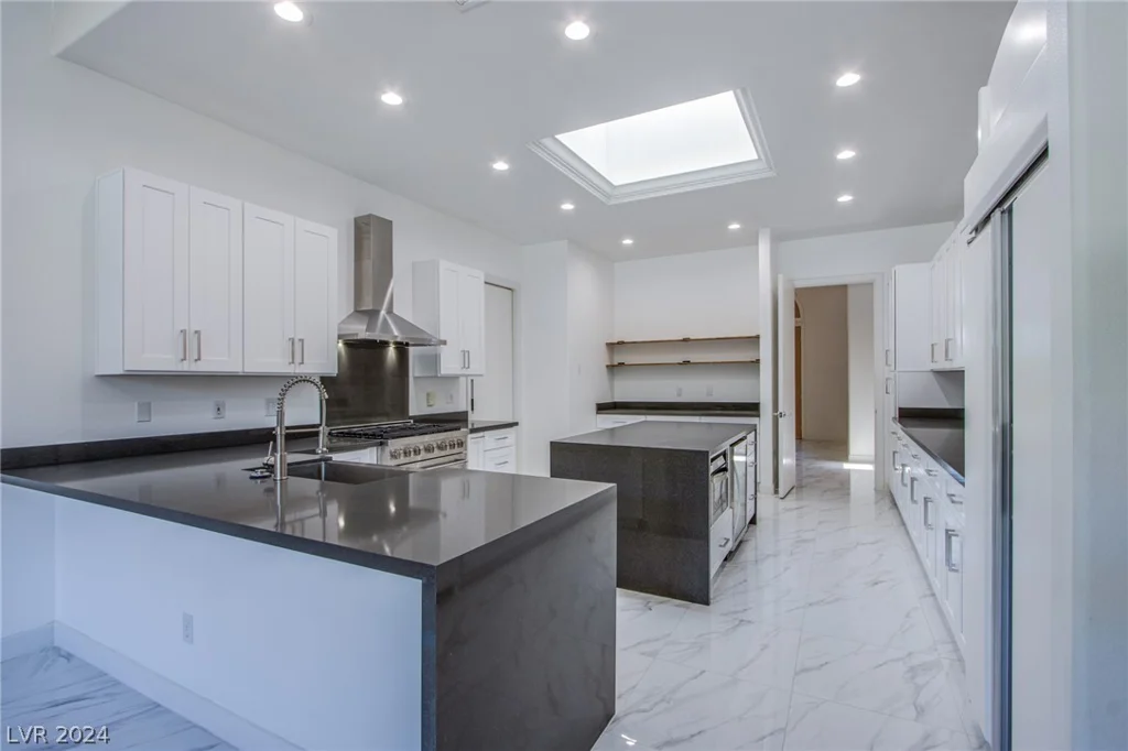 2951 Aruba, Las Vegas, NV 89121