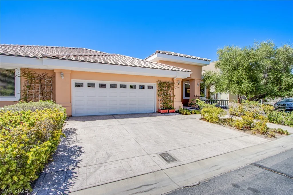 2951 Aruba, Las Vegas, NV 89121