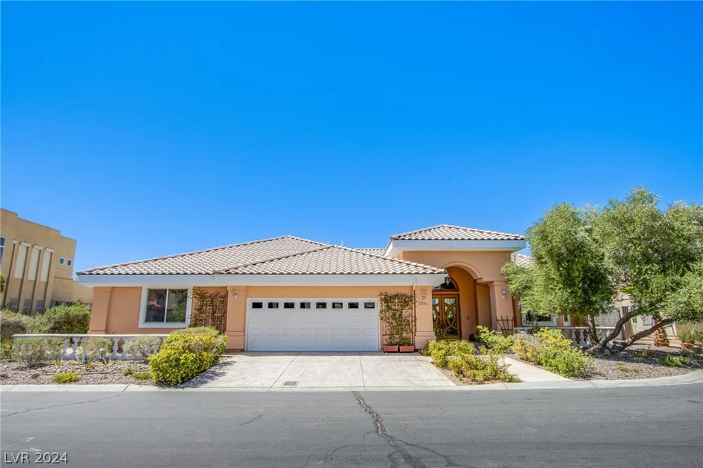 2951 Aruba, Las Vegas, NV 89121