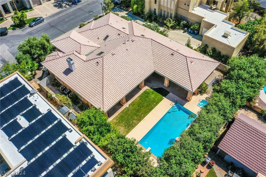 2951 Aruba, Las Vegas, NV 89121