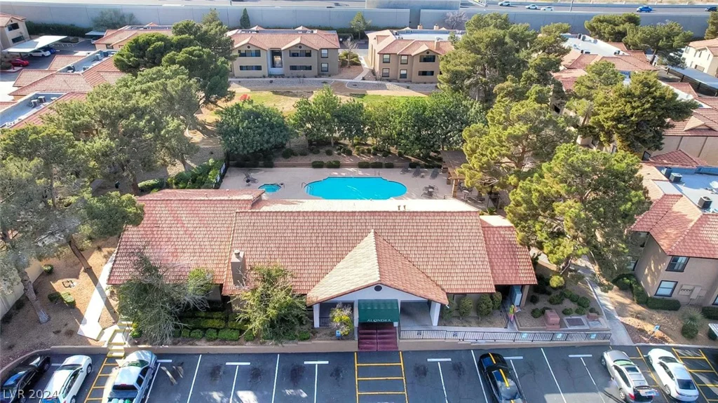 2451 Rainbow, Las Vegas, NV 89108
