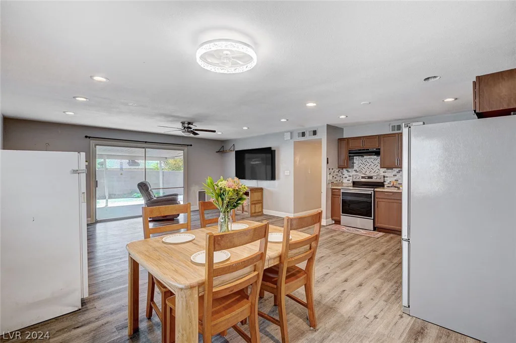 2708 Royal, North Las Vegas, NV 89030