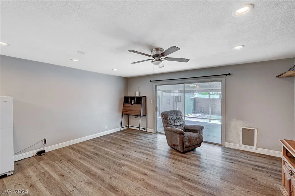 2708 Royal, North Las Vegas, NV 89030