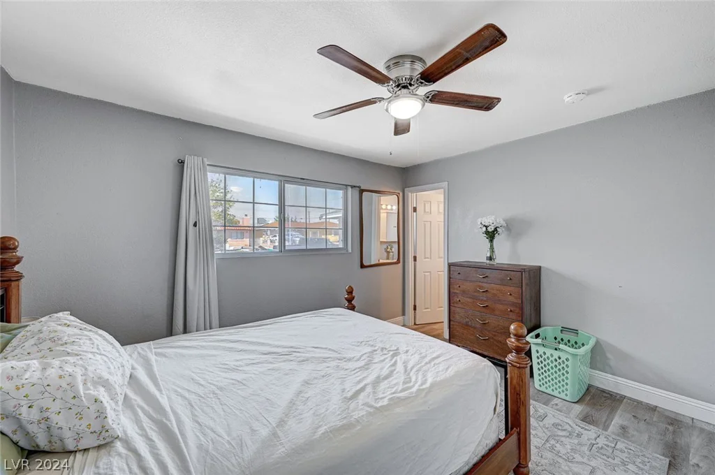 2708 Royal, North Las Vegas, NV 89030