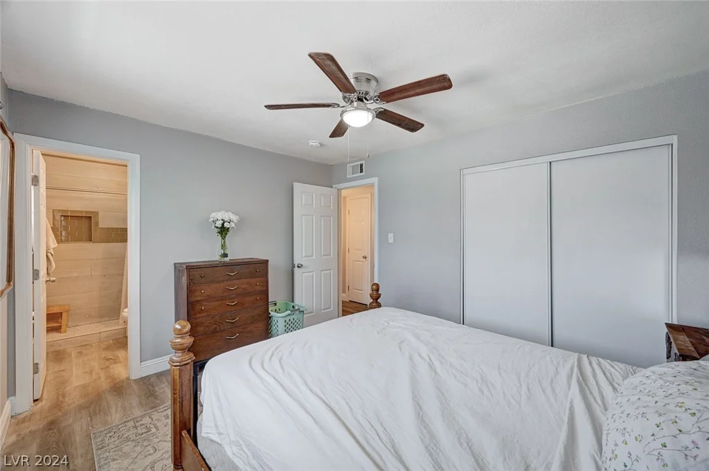 2708 Royal, North Las Vegas, NV 89030