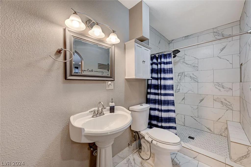 2708 Royal, North Las Vegas, NV 89030