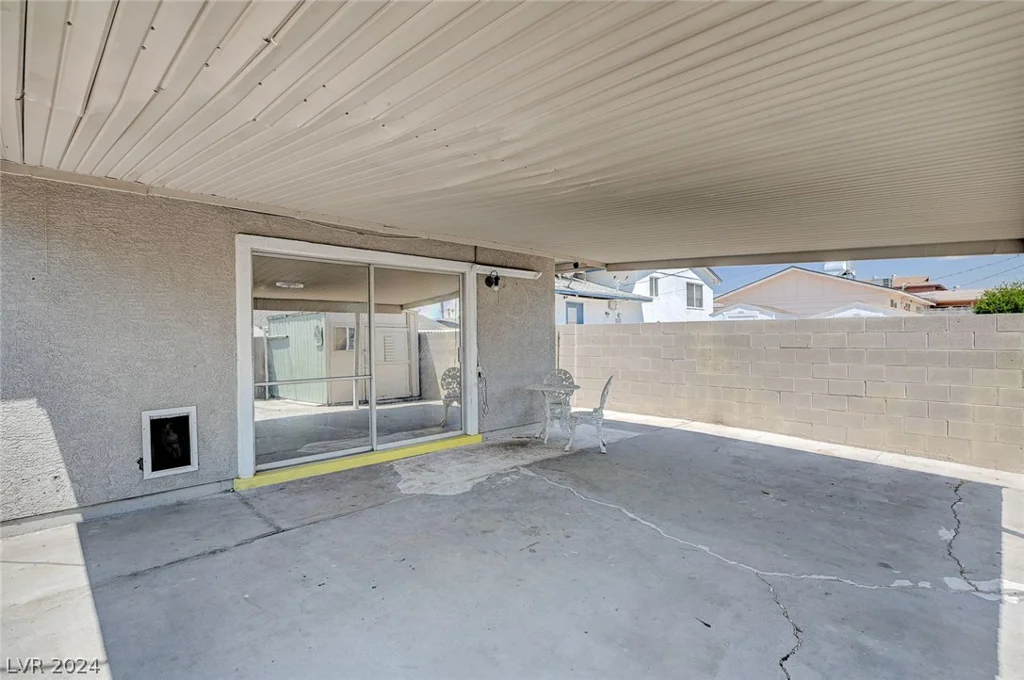 2708 Royal, North Las Vegas, NV 89030
