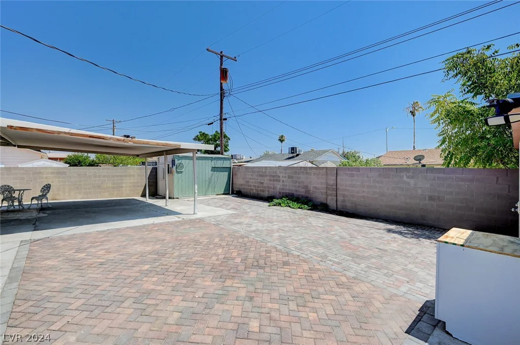 2708 Royal, North Las Vegas, NV 89030