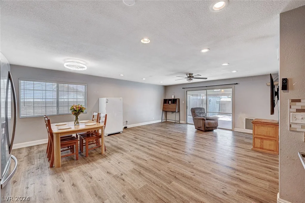 2708 Royal, North Las Vegas, NV 89030