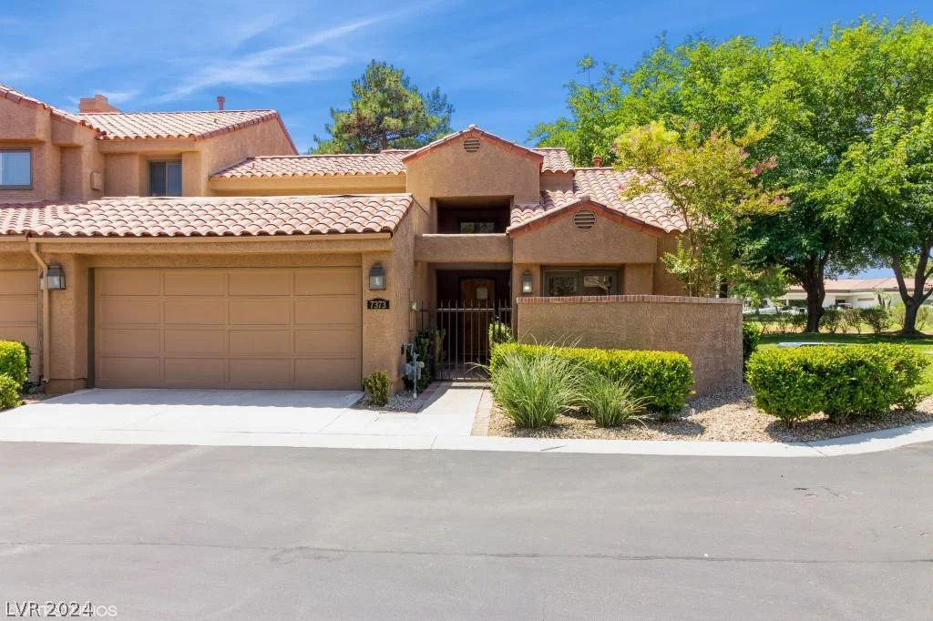 7373 Mission Hills, Las Vegas, NV 89113