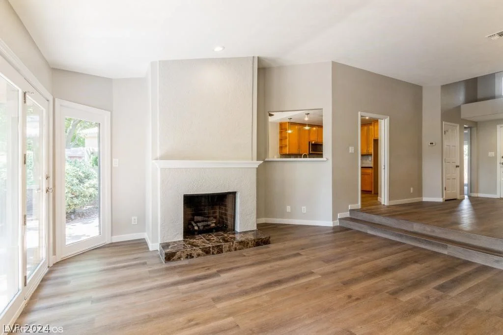 7373 Mission Hills, Las Vegas, NV 89113