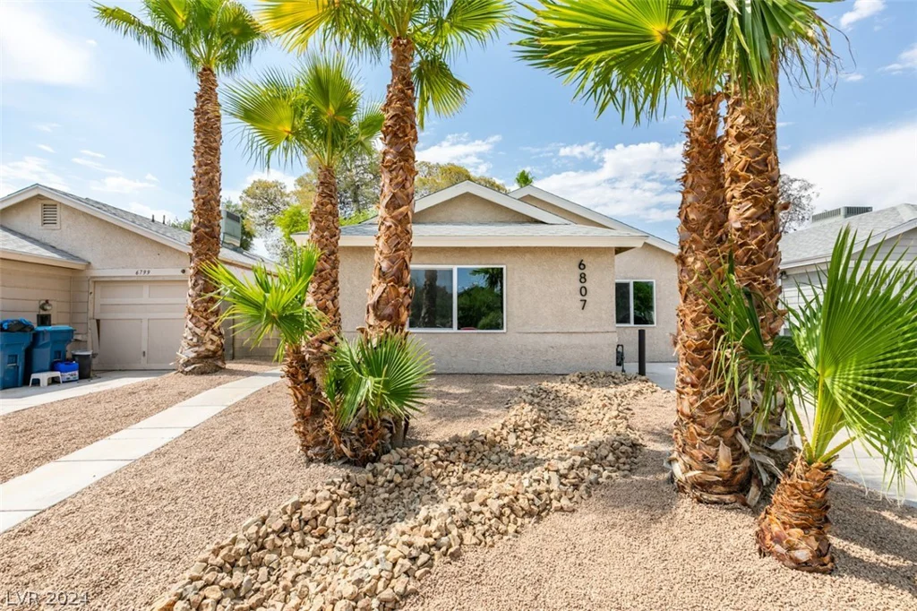 6807 Sebring, Las Vegas, NV 89103