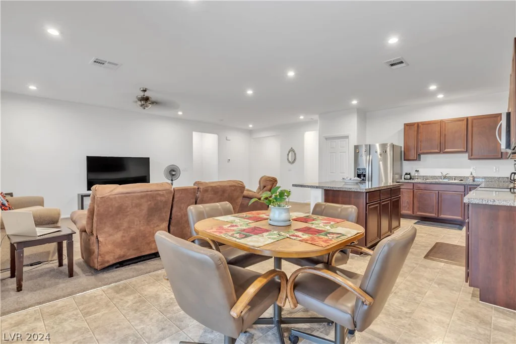 3558 Malheur, Pahrump, NV 89061