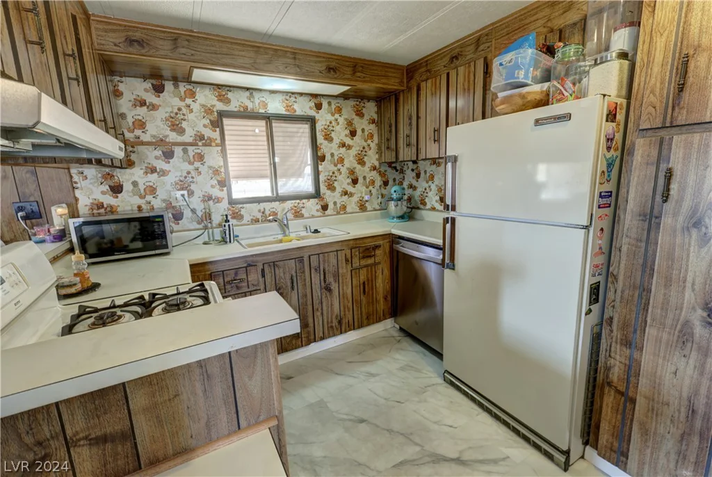 5670 Manse, Pahrump, NV 89061